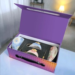 陶磁器の工芸品の文は贈り物を遊んで箱を包装して注文します。