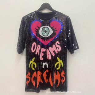 �羳؛ԴŮ�b2025�¿�r����ĸ��ƬT�����L����۾����±��ݷ�