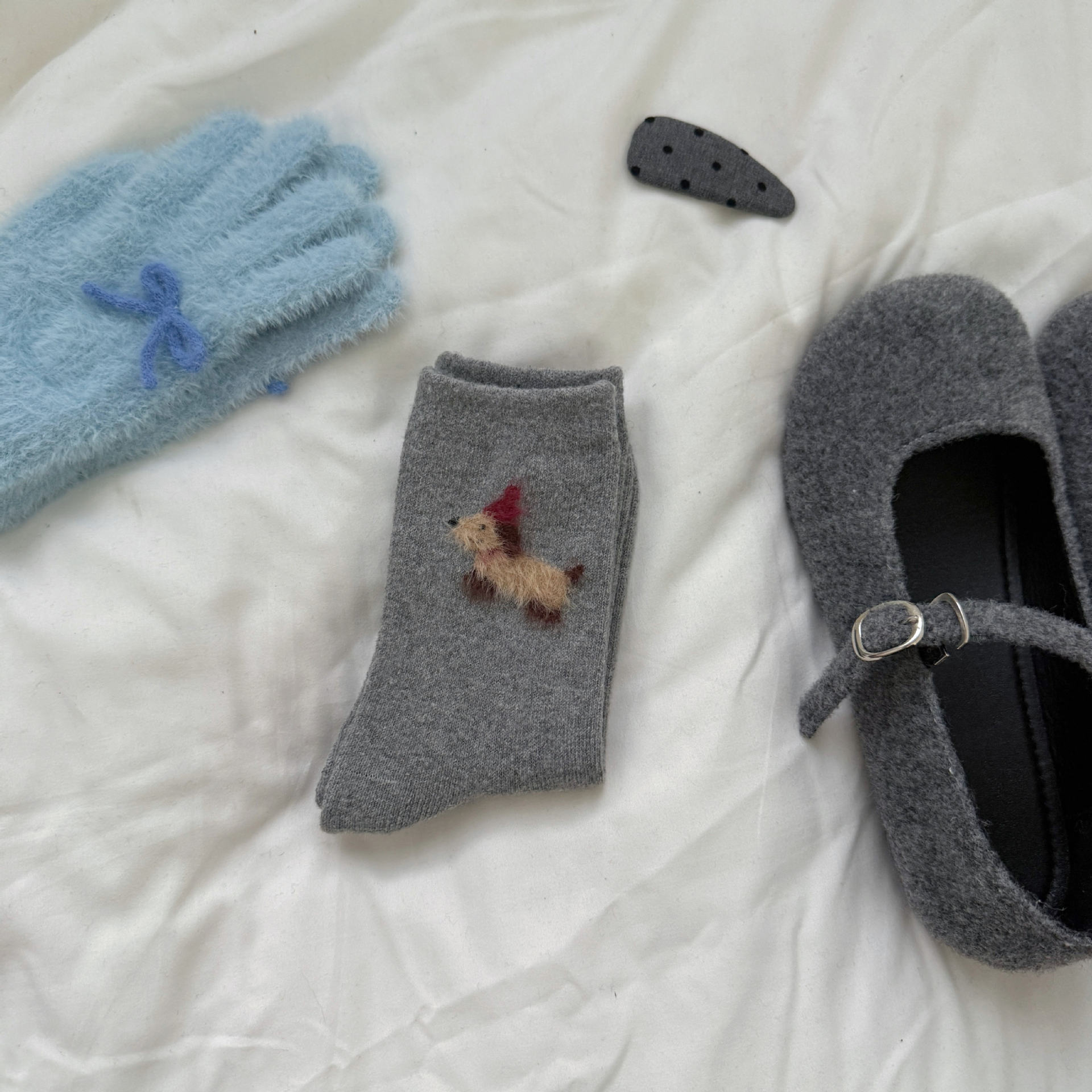 S1-533: 밝은 회색