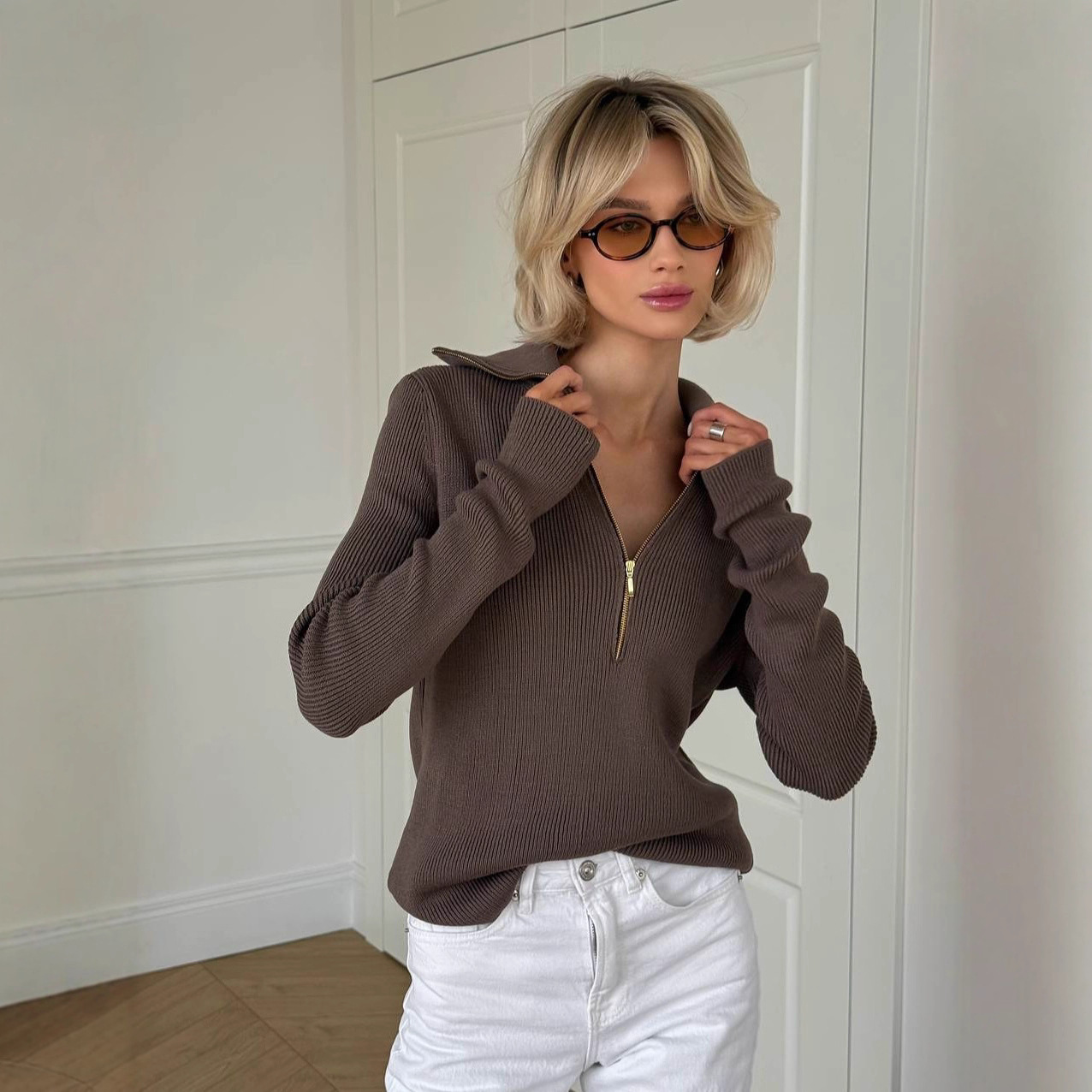 Early Fall Semi-Zip Sweater – Slim Fit Long Sleeve Pullover For Women (Minimalist Design, Cotton-Blend, Versatile Layering Piece)_voghion.com