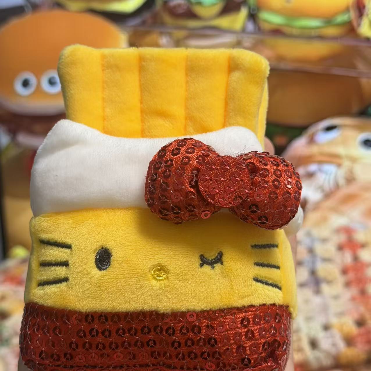 Amor hellokitty muñeca colgante llavero colgante bolsas de regalo bolsas de peluche lindo muñeca colgante lindo