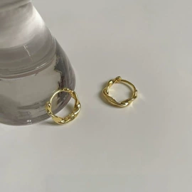 耳钉;戒指;项链