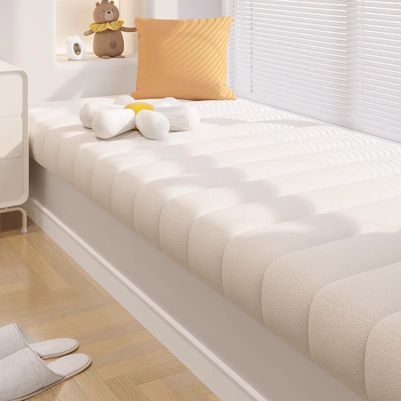 Milk white drooping [washable]]