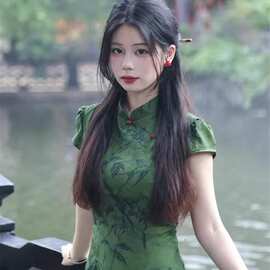 2025新款新中式提花改良旗袍女春气质复古短袖连衣裙