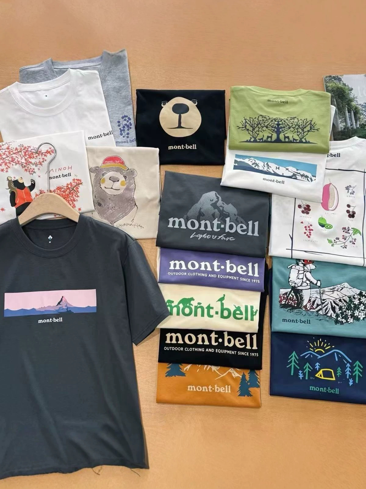 Summer breathable Japanese sports T-shirt, with short sleeve, for beloved