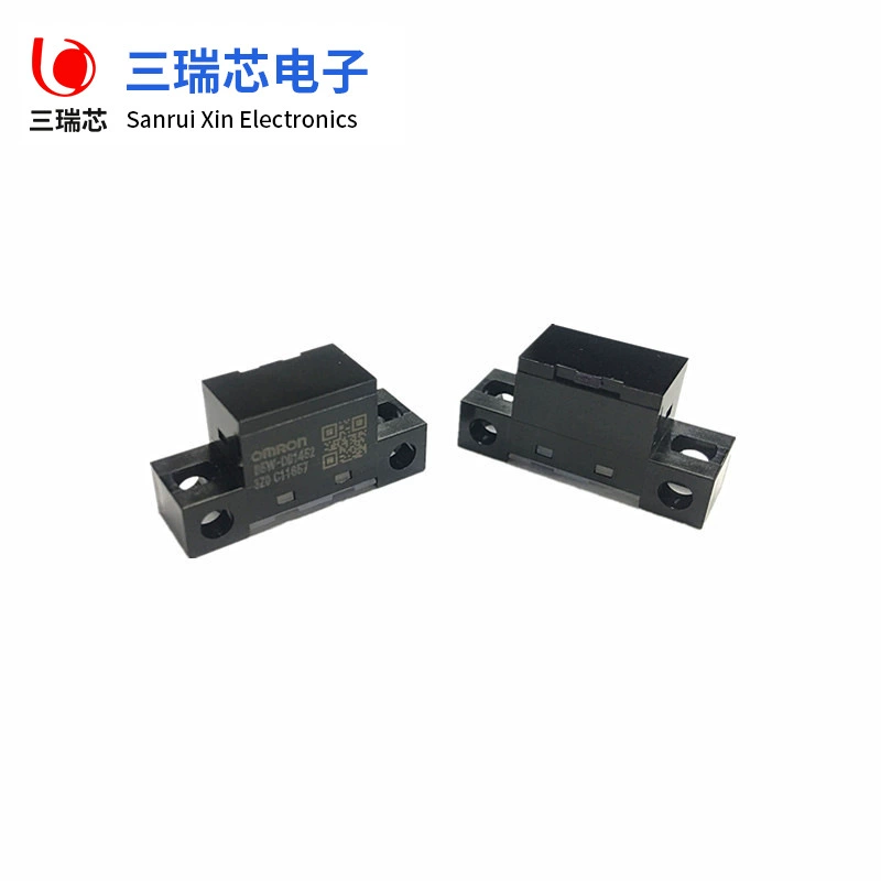 Omron reflective sensor B5W-DB1452-1 detects the presence or absence of objects, adjustable detection distance sensor