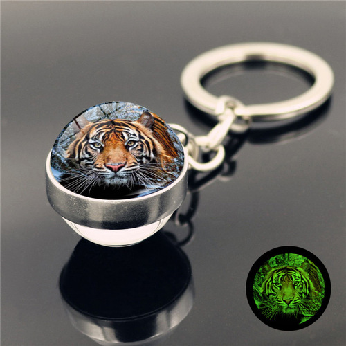 Luminous tiger head crystal glass ball pendant key chain pendant cross-border European and American hot-selling key chain pendant for women