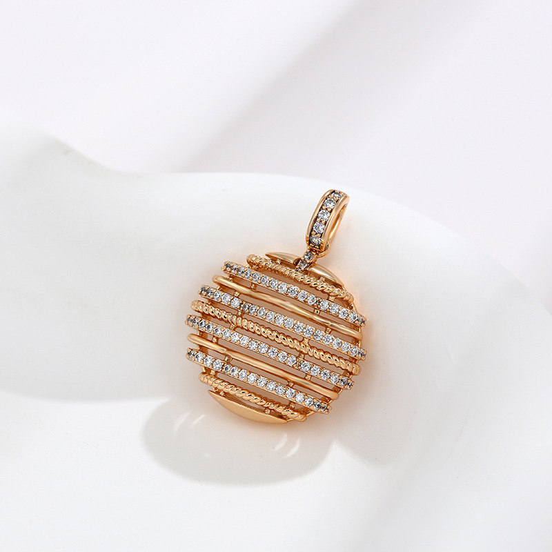 Joyería de Xuking europeo y americano simple malla personalidad colgante moda femenina temperamento nicho luz lujo colgante joyería al por mayor femenina