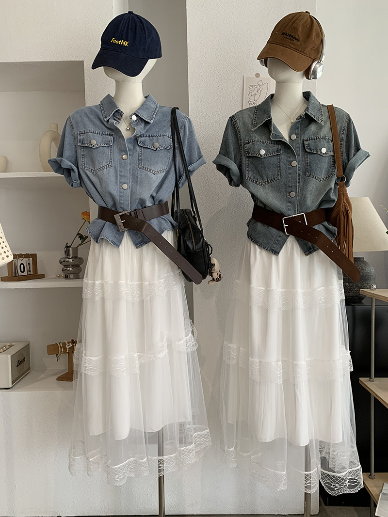 OMALAY Gonkong uslubidagi yoqali kalta yengli denim ko'ylak + o'rta uzunlikdagi dantelli yubka ikki qismli to'plam va kamar 7489