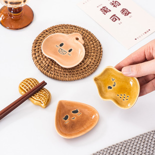 ���ÿ��ӵ��ɐ��մɵ�����Ů���մɵ��P��ͨ����պ����ܵ������l