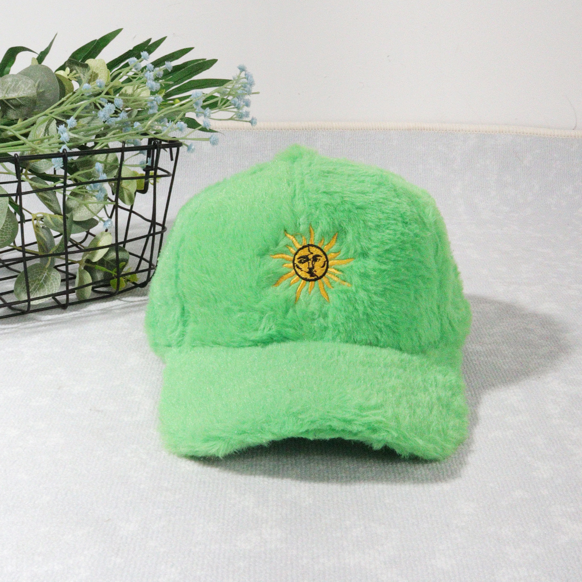 Unisex Plush baseball cap Sun embroidered duck hat Winter warm plush hat_voghion.com