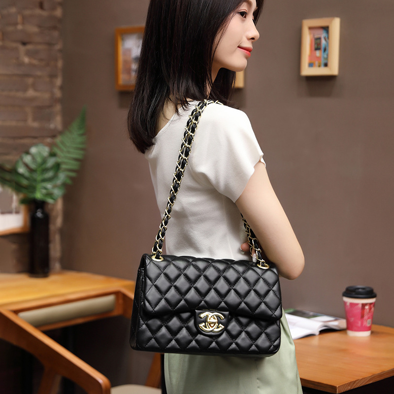 Genuine Leather Quilted Small Square Bag New Women's Versatile Crossbody Bag Summer Shoulder Bag 2026 - Thumbnail 2