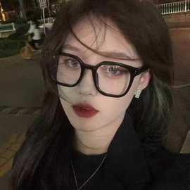 网红黑框素颜眼镜女韩版潮近视可配度数防蓝光小红书平光镜眼镜男