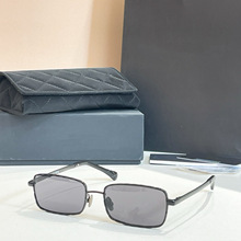 С���ŷ��ins����ͬ��խ����̫���۾�Ůʱ�н���ī������ch4295