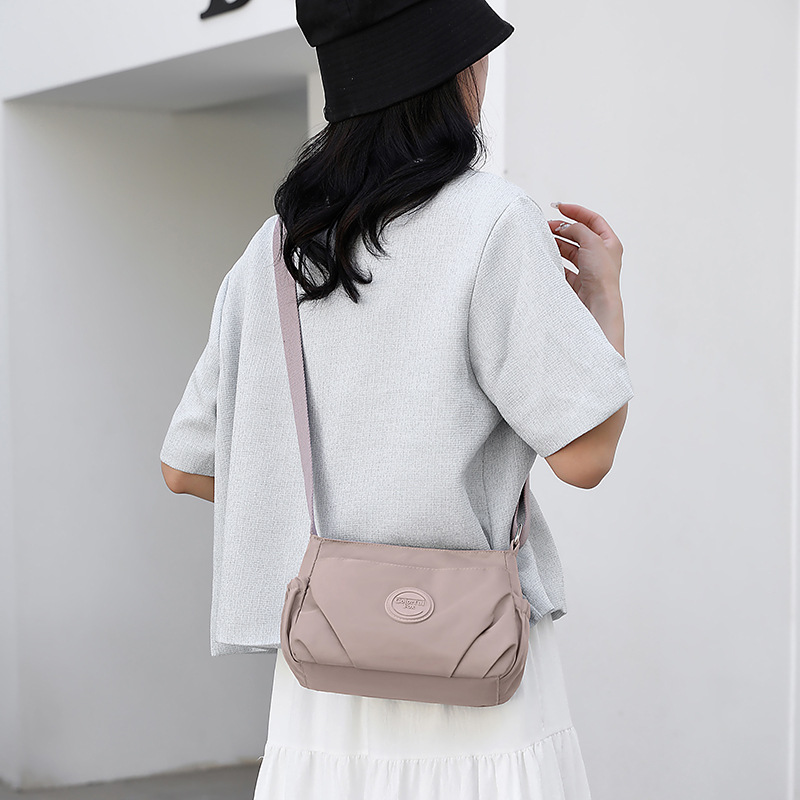 Bunte Fuchs frauen neue schulter Koreanische version modische casual crossbody plissee wasserdichte nylon tasche_voghion.com