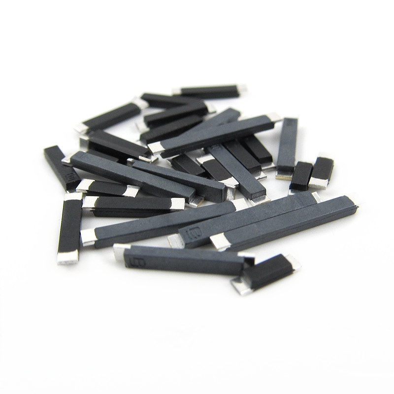 Patch jumper QM8.2 * 1.5MM black PCB circuit board SMT jumper 0R cross-line high current 12A