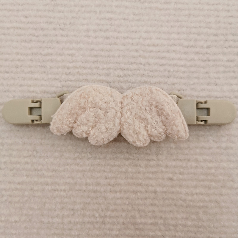 INS estilo coreano clip de suspensión oso pantalones de tirantes para niños clip anti-caída clip de la correa del hombro soporte de la falda de la suspensión antideslizante artefacto de hombro