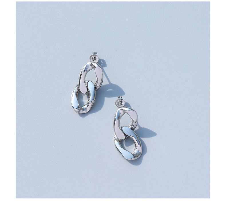 Simple Exaggerated Retro Metal Chain Earrings display picture 4