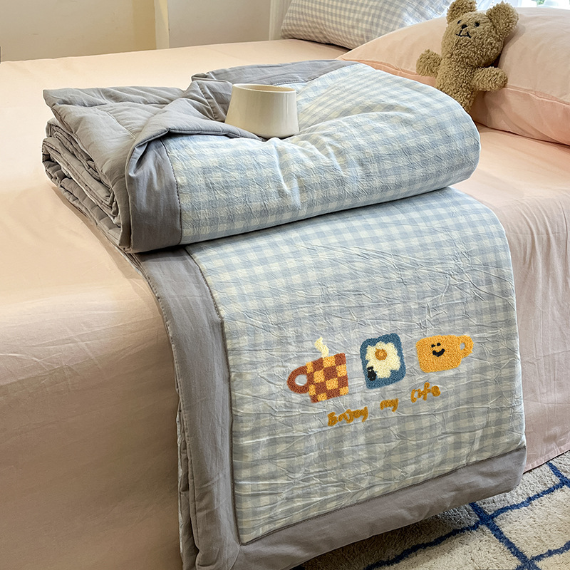 Edredón fresco de verano de algodón Edredón de aire acondicionado Dormitorio individual Edredón de verano Juego de cuatro piezas Edredón de verano lavable a máquina