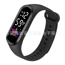 工厂热销外贸M8新款LED学生电子手表 个性多彩防水触屏手环手表