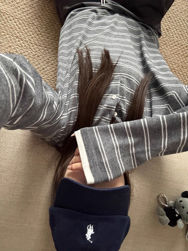 superniniyy 艺术留学生 知识分子学院风细针织polo领宽松条纹衫|undefined