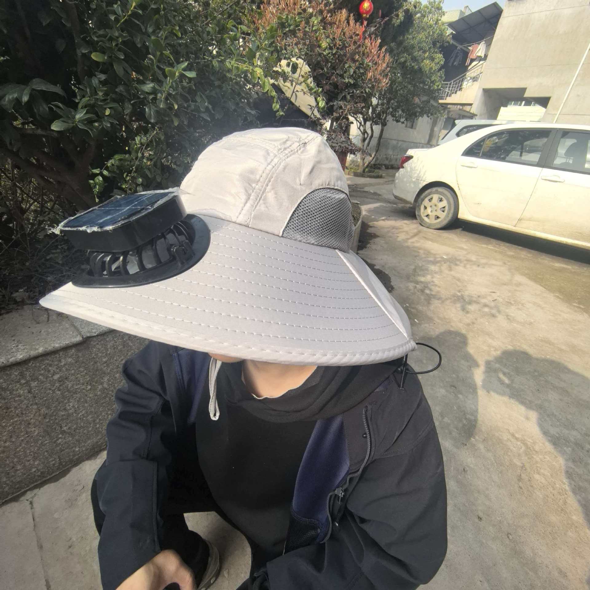 Cloak, sun hat, square air fan