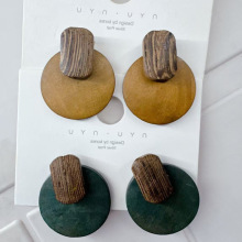 气质简约设计夸张木质圆片吊坠耳钉女2025秋季时尚网红冷淡风爆款