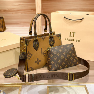 ���ذ�Ů2025�¿�͹��ϻ���������đ���а�ͨ�ڴ�������μ���