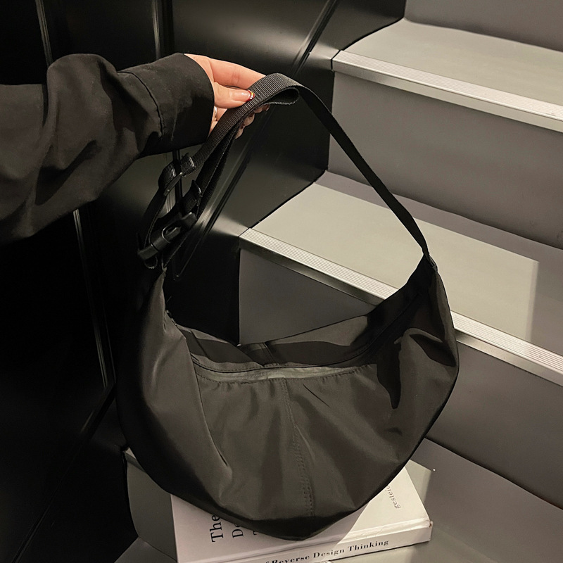 Crossbody Bag for Women, Simple and Versatile, Dark Style Dumpling Bag, Large Capacity Student Class Bag, Lightweight Casual Shoulder Bag for Men Crossbody Bag for Women, Simple and Versatile, Dark Style Dumpling Bag, Large Capacity Student Class Bag, Lightweight Casual Shoulder Bag for Men