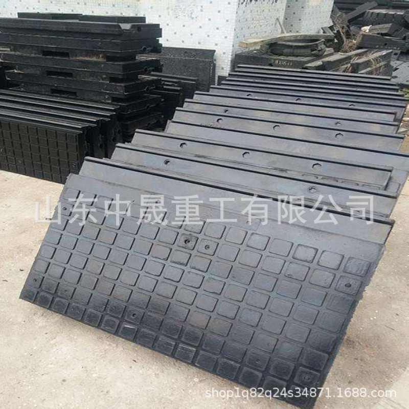 适用砼枕木枕铁路减震 橡胶道口板橡胶尼龙挡板 辅设方便抗震耐磨