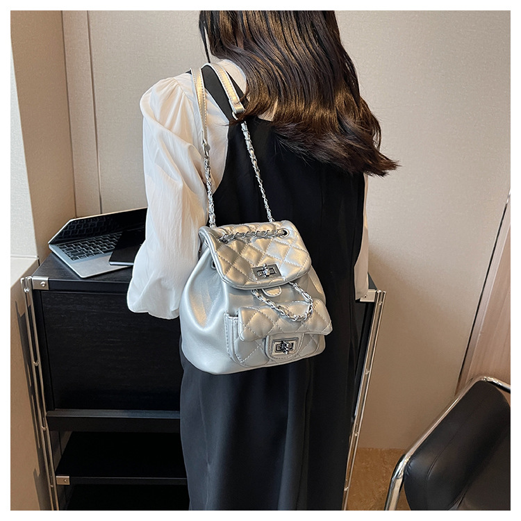 Women's Quilted Chain Mini Backpack Versatile Small Bag_voghion.com