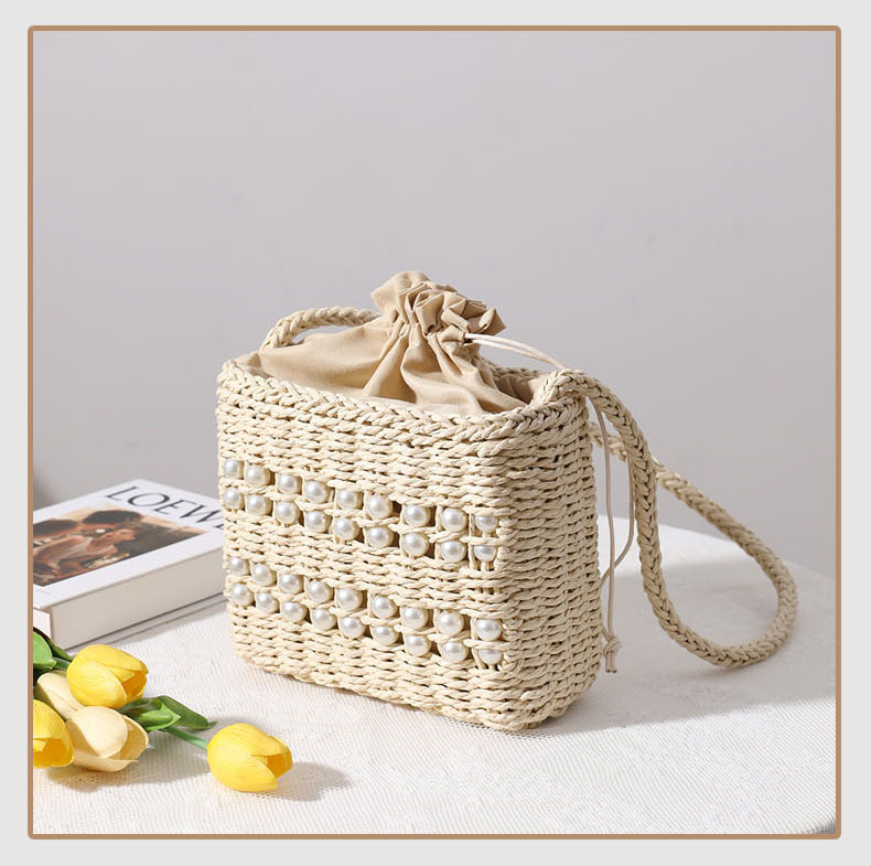 Women's Medium Straw Solid Color Vintage Style Classic Style Square String Shoulder Bag display picture 5