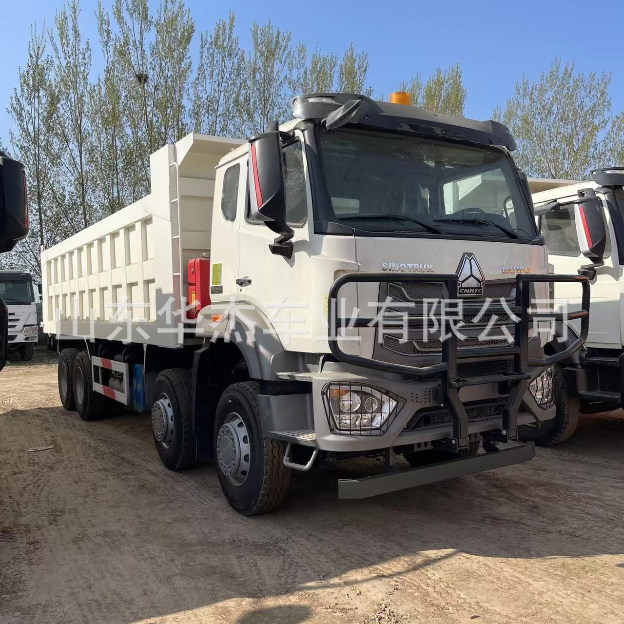 Cross-Border Supply of Howo Trucks, 8X4 Dump Trucks, Howo Trucks, Rear-Dump Heavy-Duty Trucks, Heavy-Duty Trucks