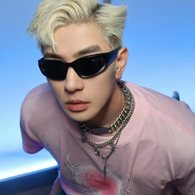 Cyberpunk futuristic sunglasses men's European and American Y2K hot girls super cool street photo sun protection myopia sunglasses women Cyberpunk futuristic sunglasses men's European and American Y2K hot girls super cool street photo sun protection myopia sunglasses women