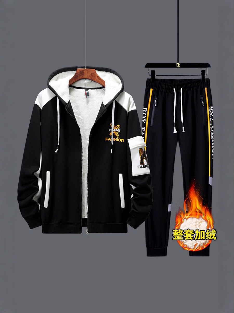 Invierno juvenil con camisa encapuchada gruesa, camiseta, pantalones casuales, ropa de moda al aire libre, hombre
