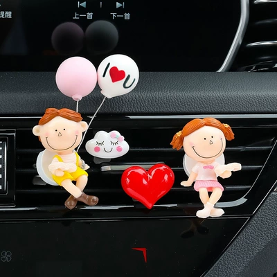 Car Perfume Aromatherapy: Aromatherapy Lasting Creative Couple Decoration - reading-tuyere-love-balloon-couple-large-heart-smiling-white-clouds