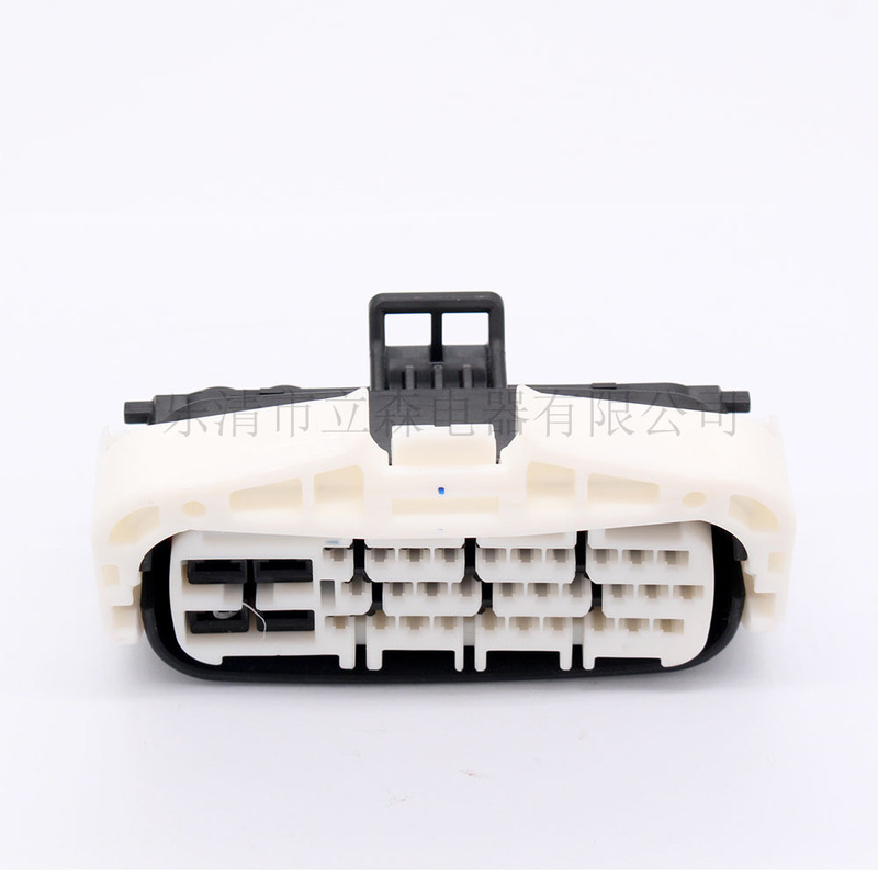 6189-0804 Automotive connector 34-core waterproof plug electronic components 90980-12020