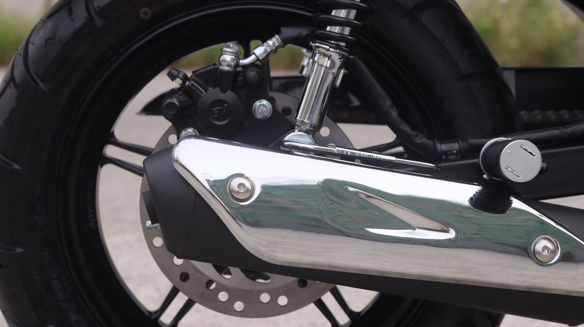 The Haochen Is Adorable, Low-Slung, with a Large Fuel Tank, Front and Rear Disc Brakes, Compact and Flexible, Perfect for Trendy Outings. Motorcycle