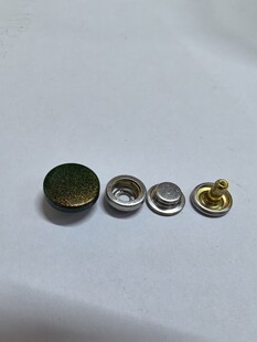 �M��׃ɫ���ĺϿۣ����¿�