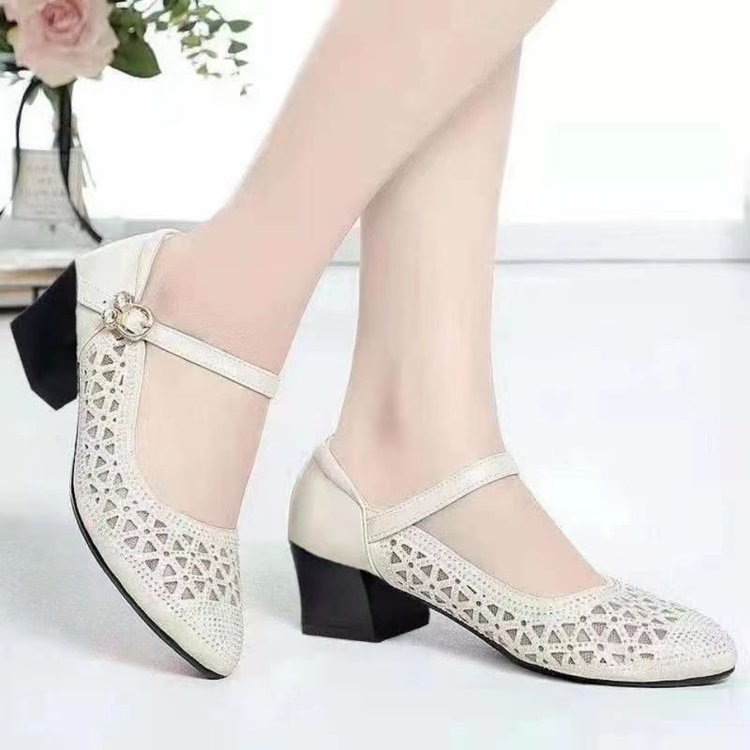 Sandalias para mujer 2025 nuevo estilo sandalias de tacón medio sandalias de malla zuecos huecos transpirables planos tacón grueso suela suave mamá