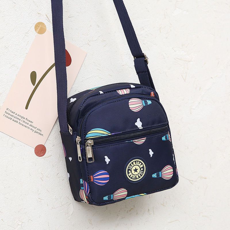 2022 Classic Flower Cloth Shoulder Bag Small Square Bag Oxford Cloth Mobile Phone Bag Street Stall Middle-aged and Elderly Crossbody Bag Night Market Women's Bag 2022 Classic Flower Cloth Shoulder Bag Small Square Bag Oxford Cloth Mobile Phone Bag Street Stall Middle-aged and Elderly Crossbody Bag Night Market Women's Bag