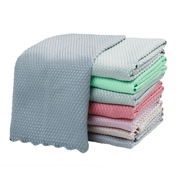 Fish -scale cloth absorption of water is not easy to drop hair and…
