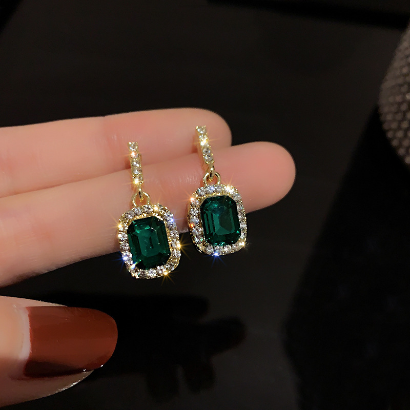 6g Weight Artificial Gemstones Inlay Material Earrings Classification Birthday, Festival Occasion Alloy Material Geometric Pattern Women'S Gender Plating Design White, Green Color Geometric Plating Alloy Artificial Gemstones Drop Earrings 2