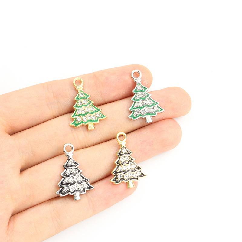 ファッションにはクリスマスツリーの油を入れる合金のペンダントがあります。|undefined