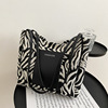 2021 new pattern Bag Female bag Zebra fashion OL Totes Korean Edition ins Inclined shoulder bag Magnet The single shoulder bag