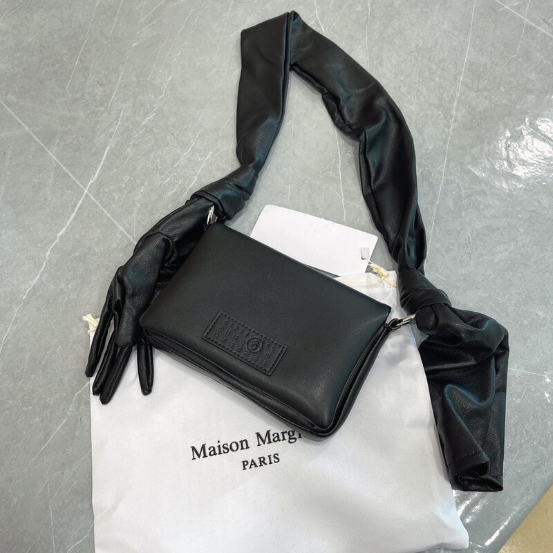Masgiola Cross-Border Mini Shoulder Bag 2026 New Niche Design Glove Bag Crossbody Women's Bag Masgiola Cross-Border Mini Shoulder Bag 2026 New Niche Design Glove Bag Crossbody Women's Bag
