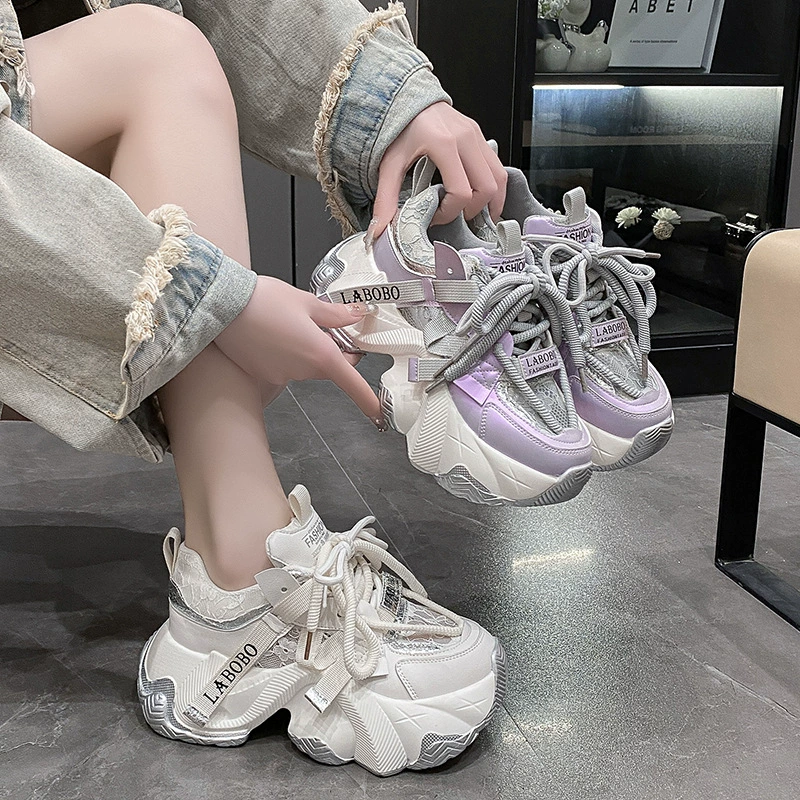 Элитная обувь для тайцзи-цюаня 2025 года для мужчин и женщин, специальная обувь для тренировок по боевым искусствам, предназначенная для практики багуацюаня, с нескользящей подошвой из воловьей кожи.