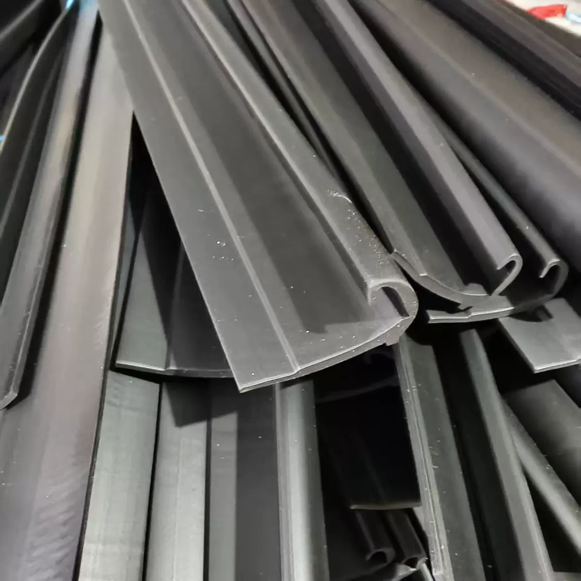 适用福特99-16F250 F350皮卡橡胶密封防水条1C3Z26253A24 F81Z252