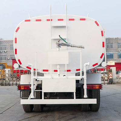 oil tank truck with 375 horsepower, HOWO – Suvarma maşınları