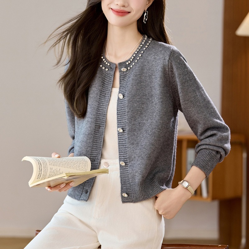 钉珠圆领长袖针织开衫毛衣外套女2025春秋新款高级感外搭短款上衣|undefined